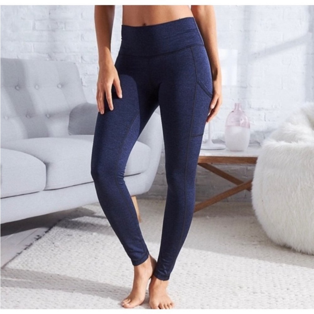 Aerie paneled leggings with pockets